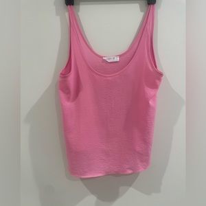 Pink round neck sleeveless blouse. Size EUR 36 , USA 4. Looks like new